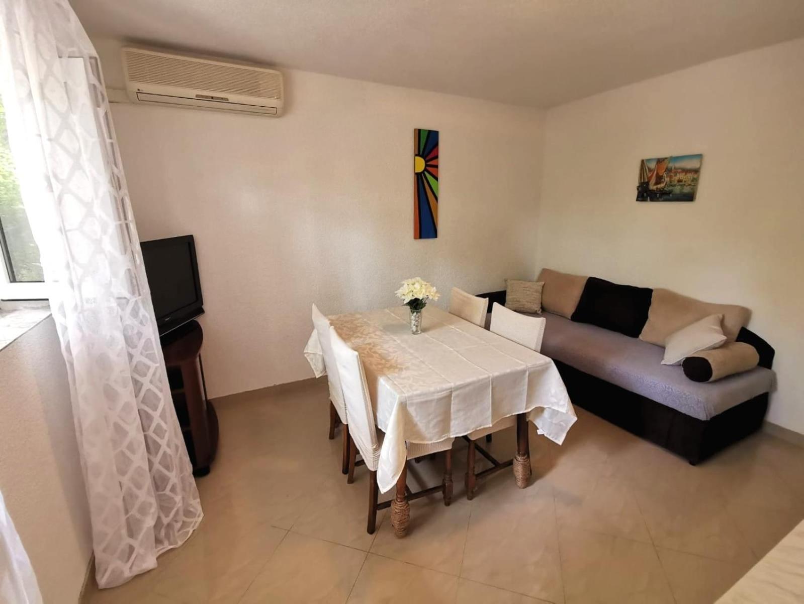 Villa Ruza 30M From The Beach Baška Voda Quarto foto